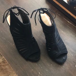 Brash black heels
